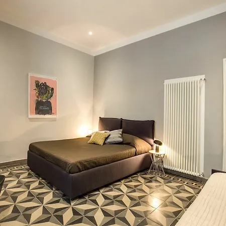 Apartment Downtown Srl - Cavour Cinque Terre La Spezia