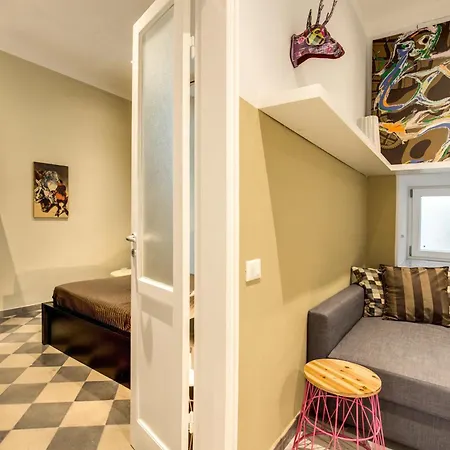 Downtown Srl - Cavour Cinque Terre ラ・スペツィア