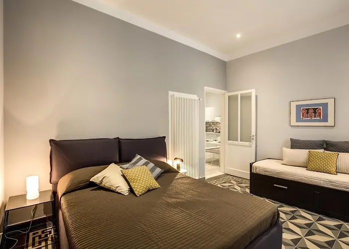 Downtown Srl - Cavour Cinque Terre La Spezia